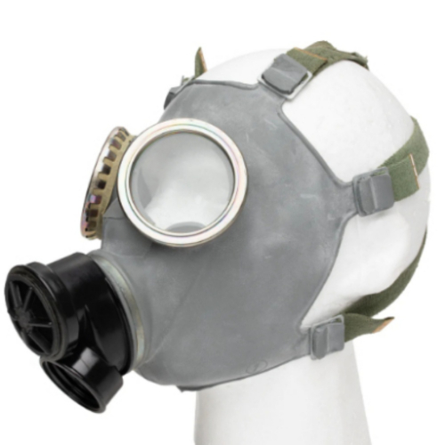 Polish MC-1 Gas Mask w/ Carry Bag & Filter